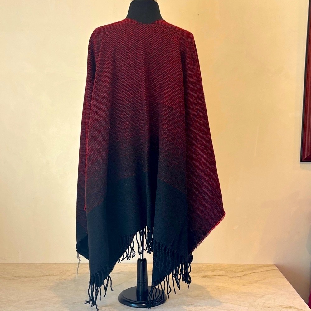 K.I.T. Red Black Poncho Cape Wrap | 100% Acrylic | Holiday Gift Ready. NWT - Picture 5 of 6